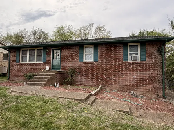 $280,000 | 208 Evergreen Circle, Hendersonville, TN 37075