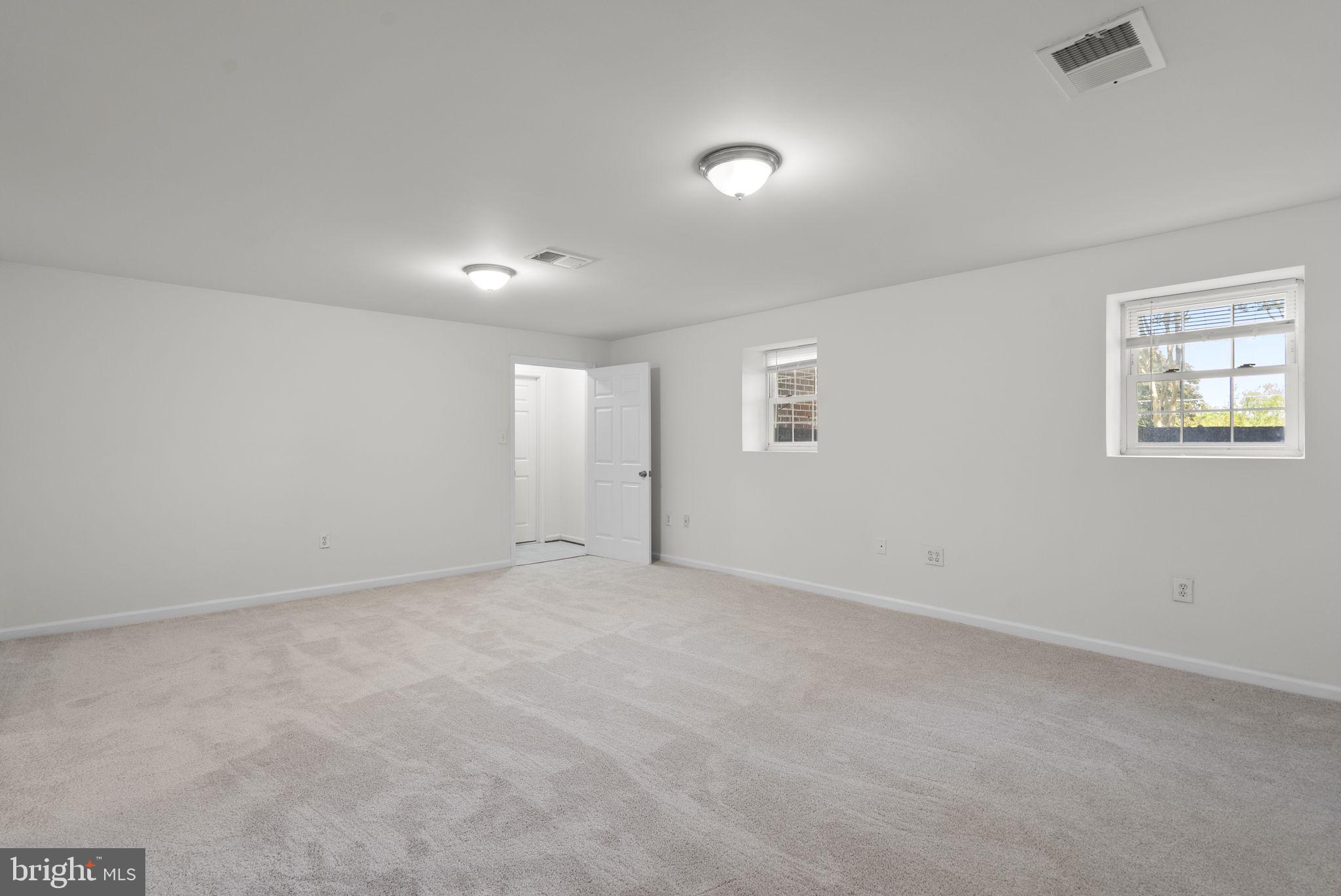 24000 Clarksburg Road Clarksburg, MD 20871 - Photo 51 of 60 an empty room with windows