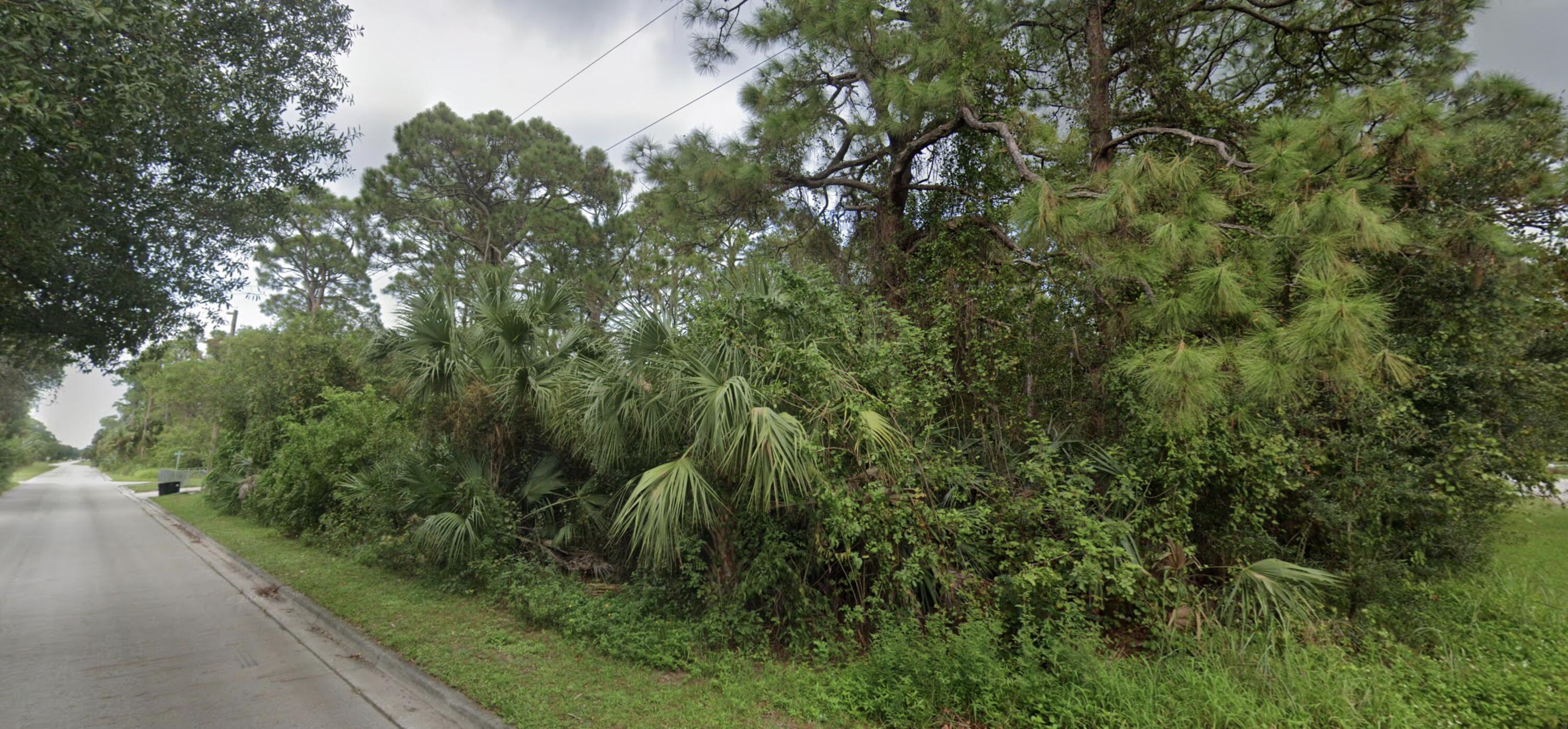 8408 Kenwood Road Fort Pierce, FL 34951 - Photo 3 of 3 Screenshot 2024-06-14 at 3.38.23 PM