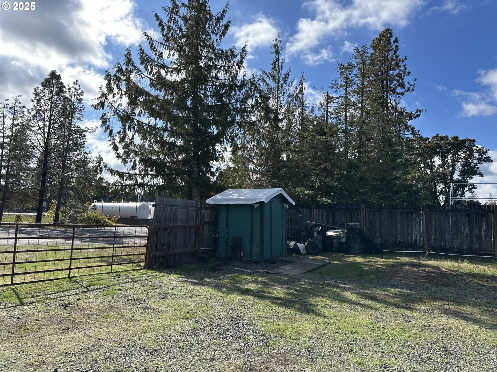25656 Wildwood Road Veneta, OR 97487 - Photo 20 of 24