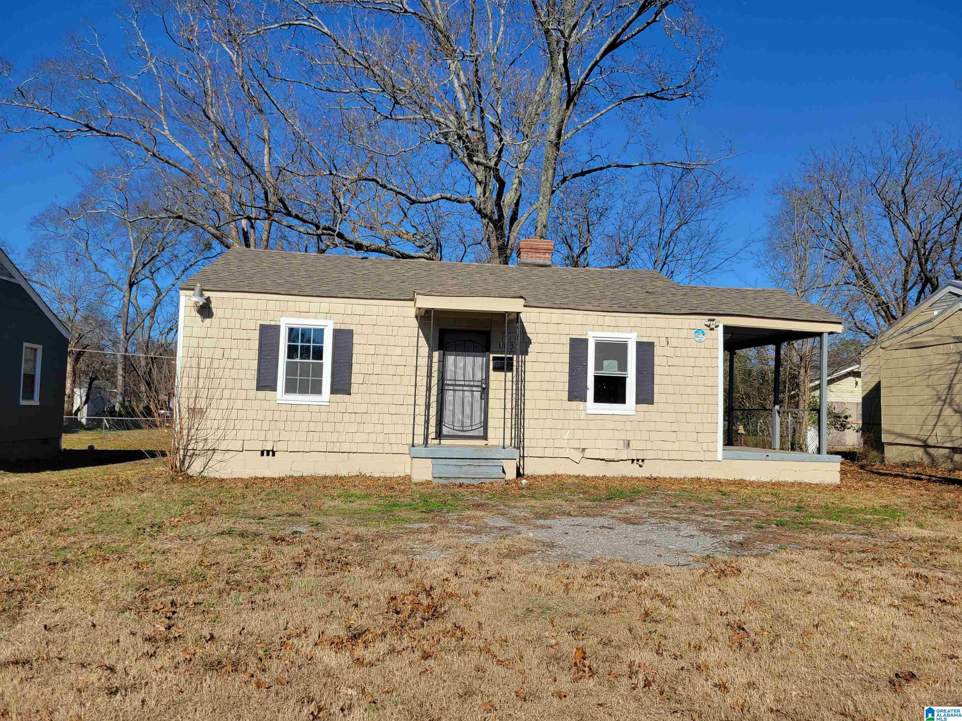 1928 Princeton Court Southwest Birmingham, AL 35211 - Photo 1 of 11