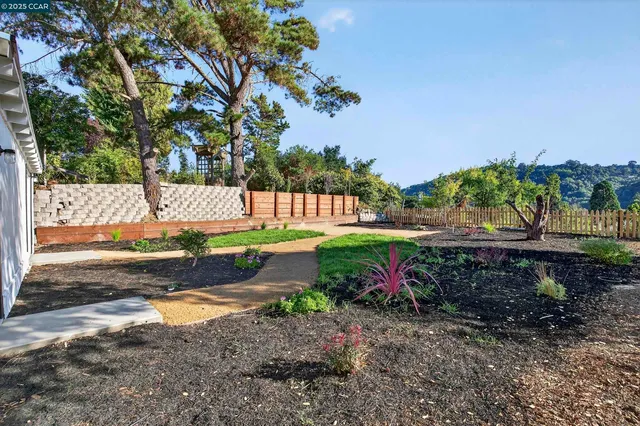 $774,800 | 2412 Alamo Street, Pinole, CA 94564