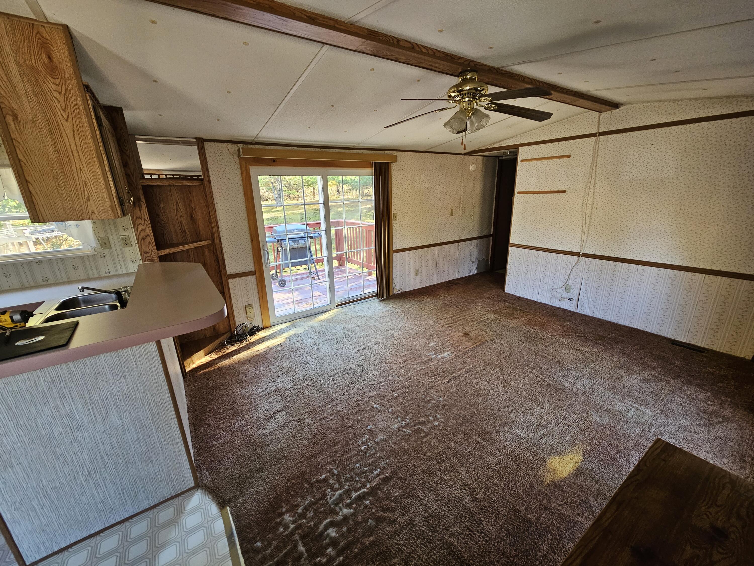 366 Parkman Road Garland, ME 04939 - Photo 6 of 22 1000032910