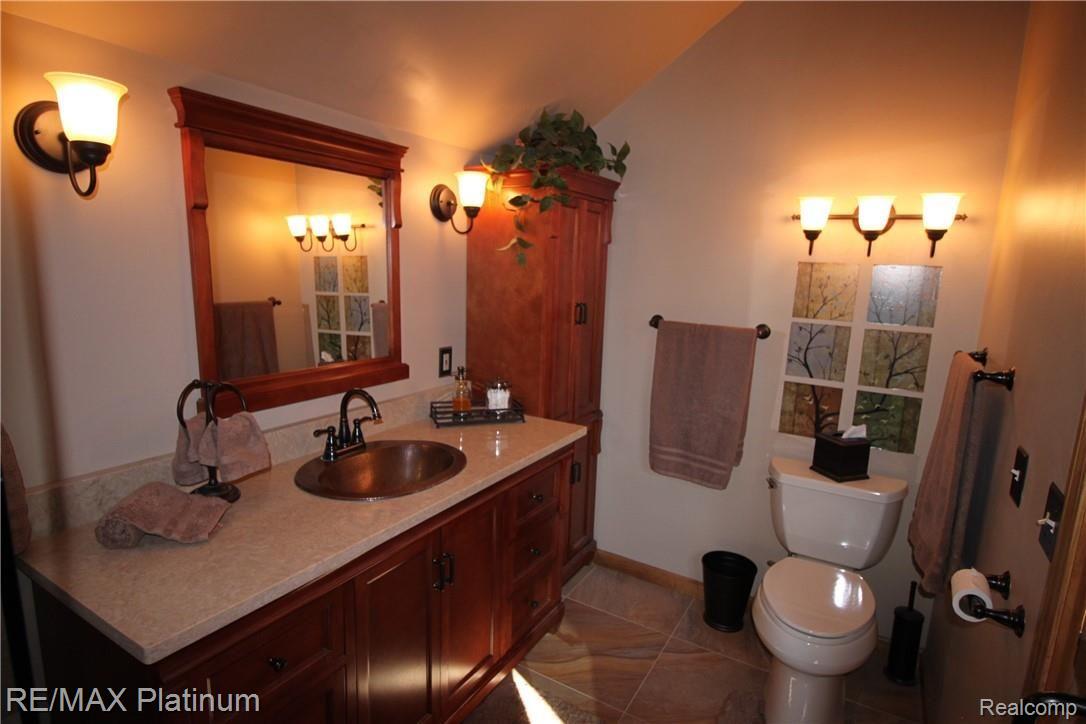 11310 Linden Road Fenton, MI 48430 - Photo 59 of 73 IMG_5111 - Copy.JPG