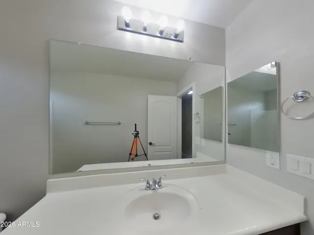 $2,589 | 2323 Grenadine Road, Phoenix, AZ 85040