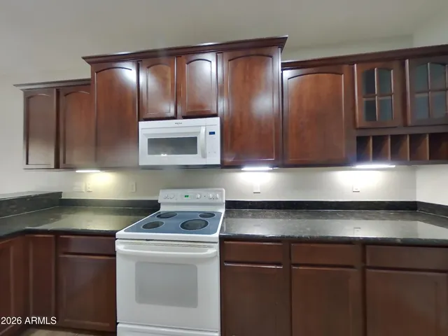 $2,589 | 2323 Grenadine Road, Phoenix, AZ 85040