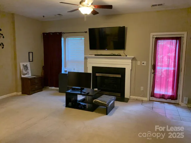 $1,750 | 19017 Coachmans Trace, Cornelius, NC 28031