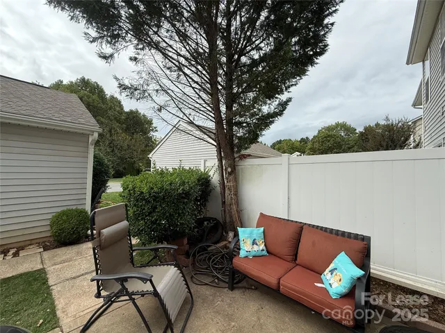 $1,750 | 19017 Coachmans Trace, Cornelius, NC 28031