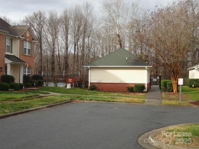 $1,750 | 19017 Coachmans Trace, Cornelius, NC 28031