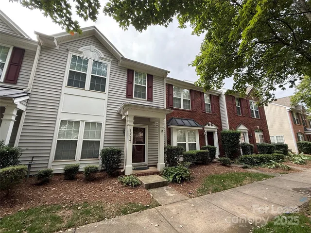 $1,750 | 19017 Coachmans Trace, Cornelius, NC 28031