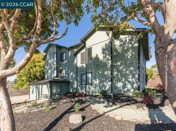 $2,800 | 4800 Bayview Avenue, Unit B, Richmond, CA 94804