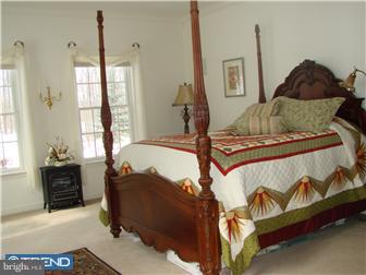 209 Mail Rte Road Reading, PA 19608 - Photo 11 of 12 Bedroom - Main