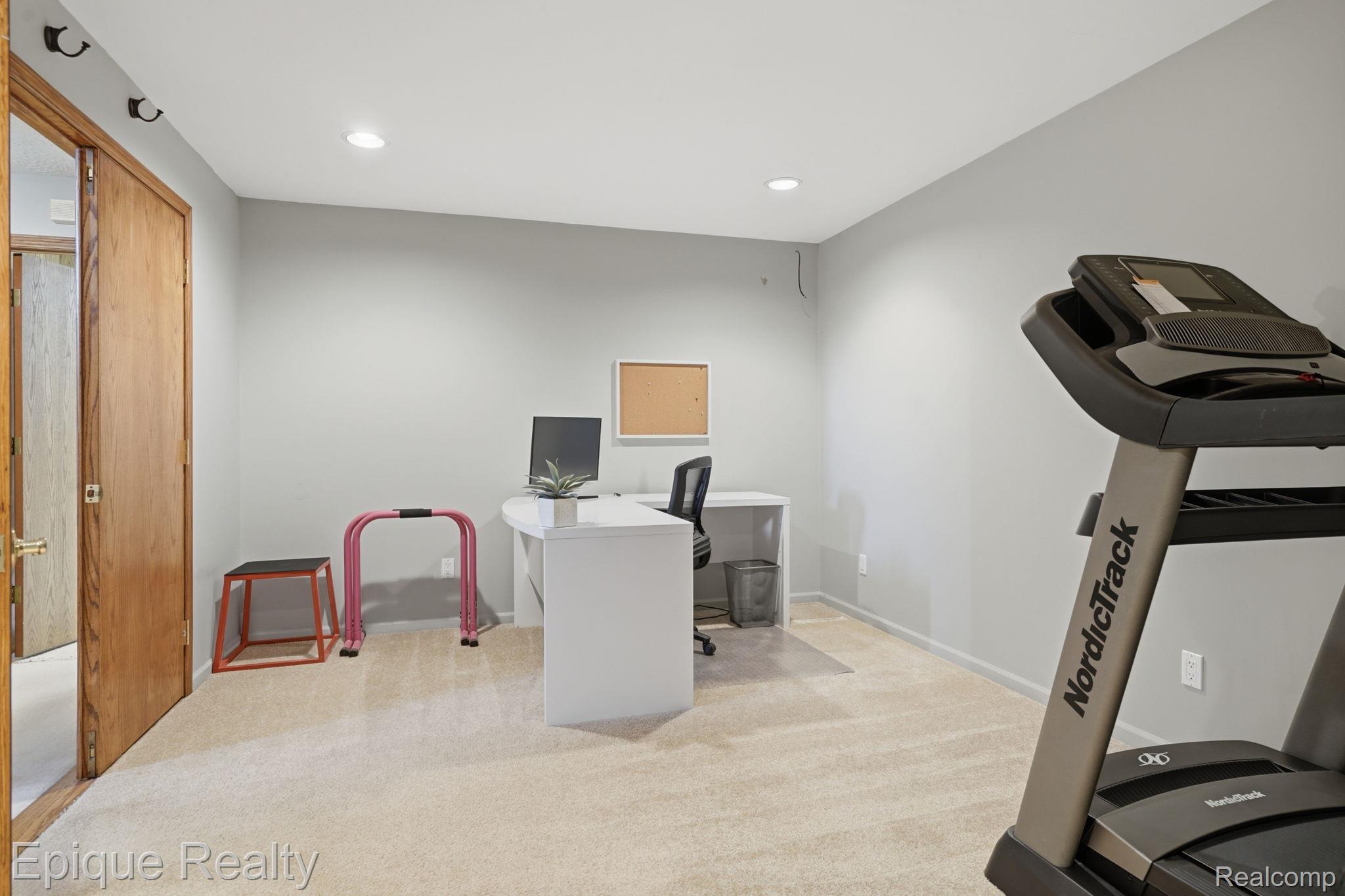 6607 Ridgeview Drive Clarkston, MI 48346 - Photo 25 of 25 Office area with light carpet and recessed lighting