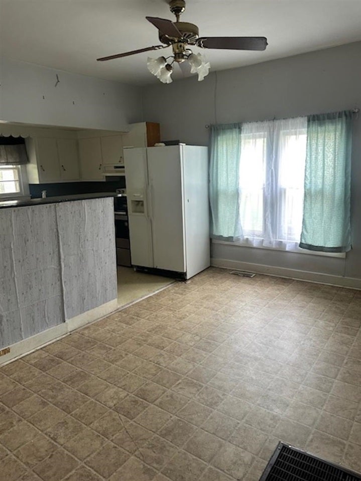 1303 Smallhouse Road Bowling Green, KY 42104 - Photo 7 of 14 Gallery Image 7