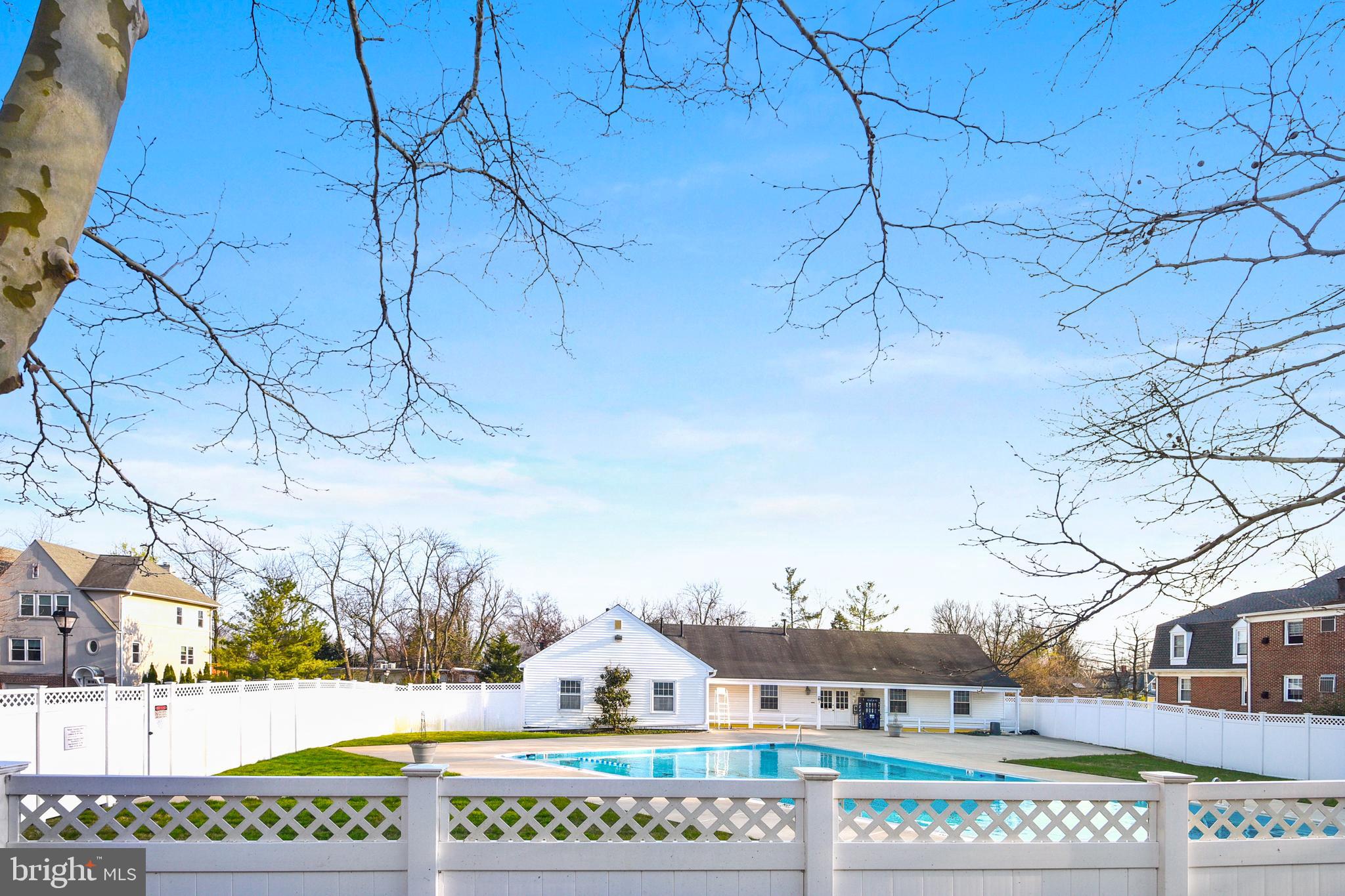 403 Chadford Road Baltimore, MD 21212 - Photo 40 of 41 Community pool