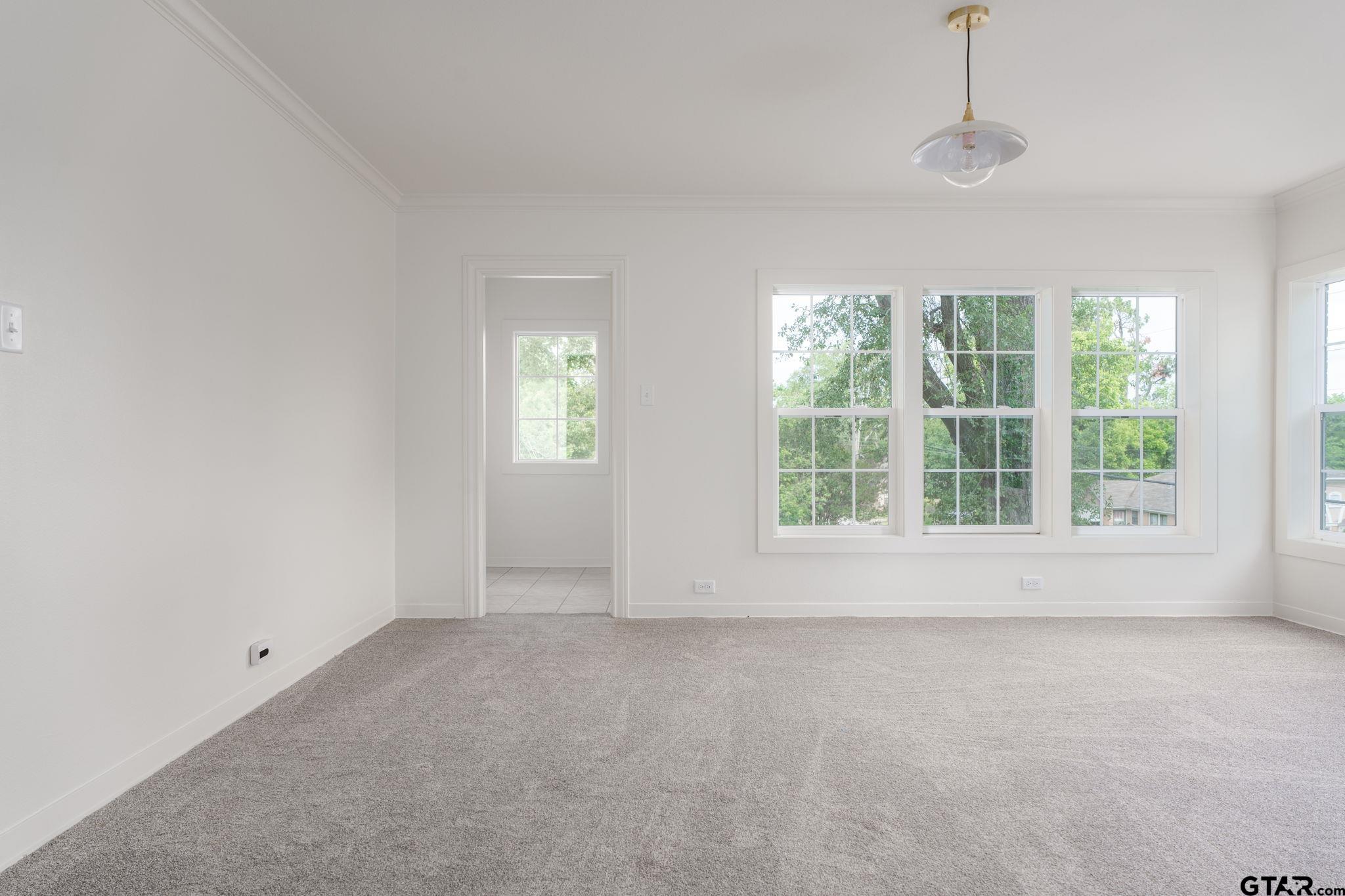 2016 B Jarrell Tyler, TX 75701 - Photo 7 of 17