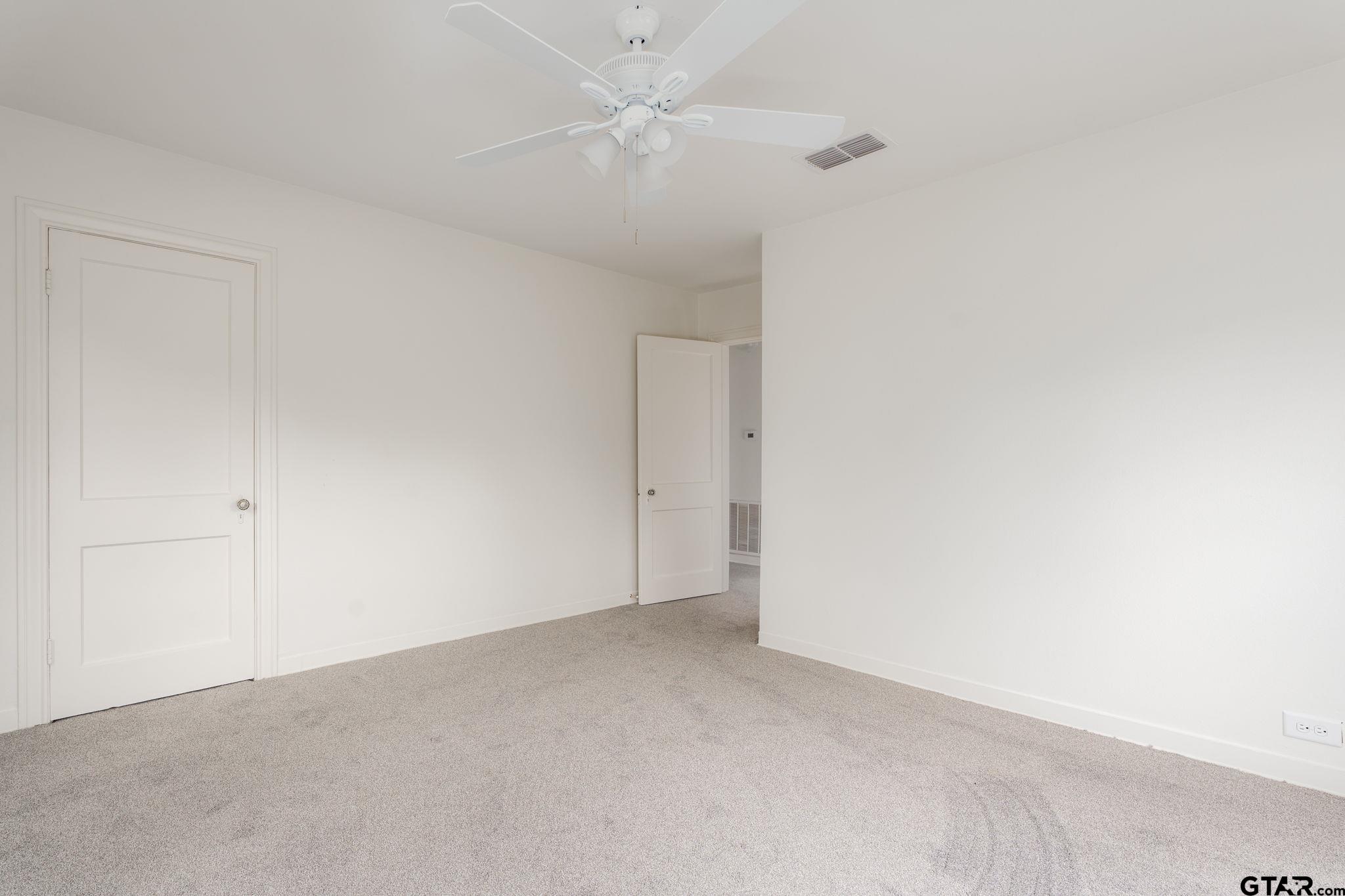 2016 B Jarrell Tyler, TX 75701 - Photo 10 of 17