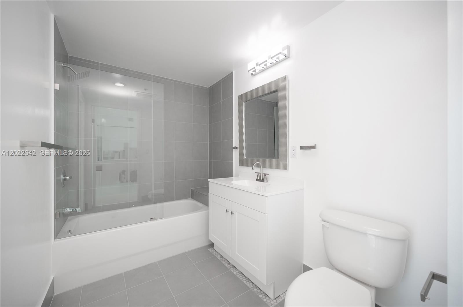 92 Southwest 3rd Street, Unit 3411 Miami, FL 33130 - Photo 12 of 42