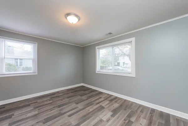 $439,900 | 400 7th Avenue, Libertyville, IL 60048