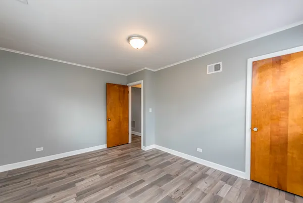 $439,900 | 400 7th Avenue, Libertyville, IL 60048