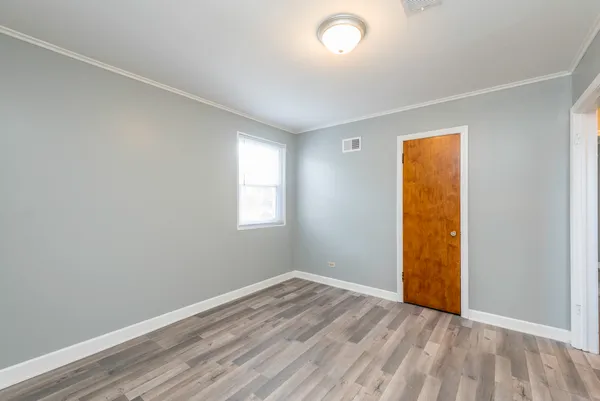 $439,900 | 400 7th Avenue, Libertyville, IL 60048