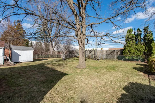 $439,900 | 400 7th Avenue, Libertyville, IL 60048