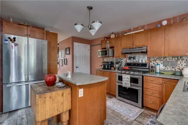 $409,000 | 44385 Stine Road, Alexandria, NY 13679