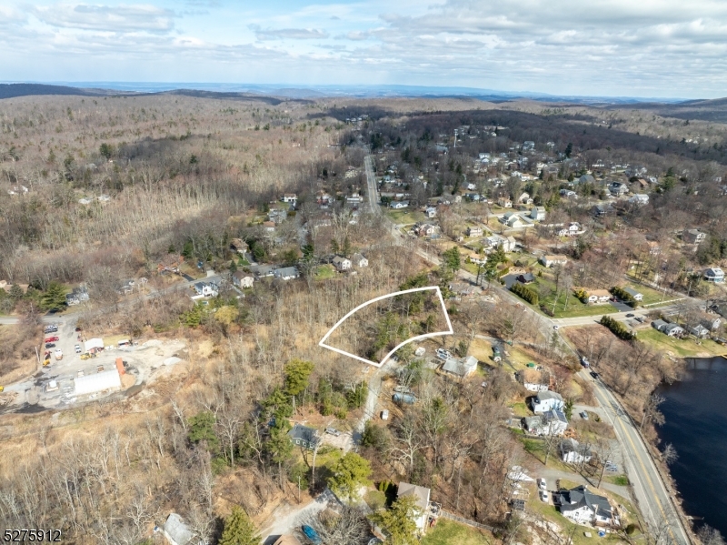 6 Florence Road West Milford, NJ 07421 - Photo 17 of 27 a view of a sky view of city