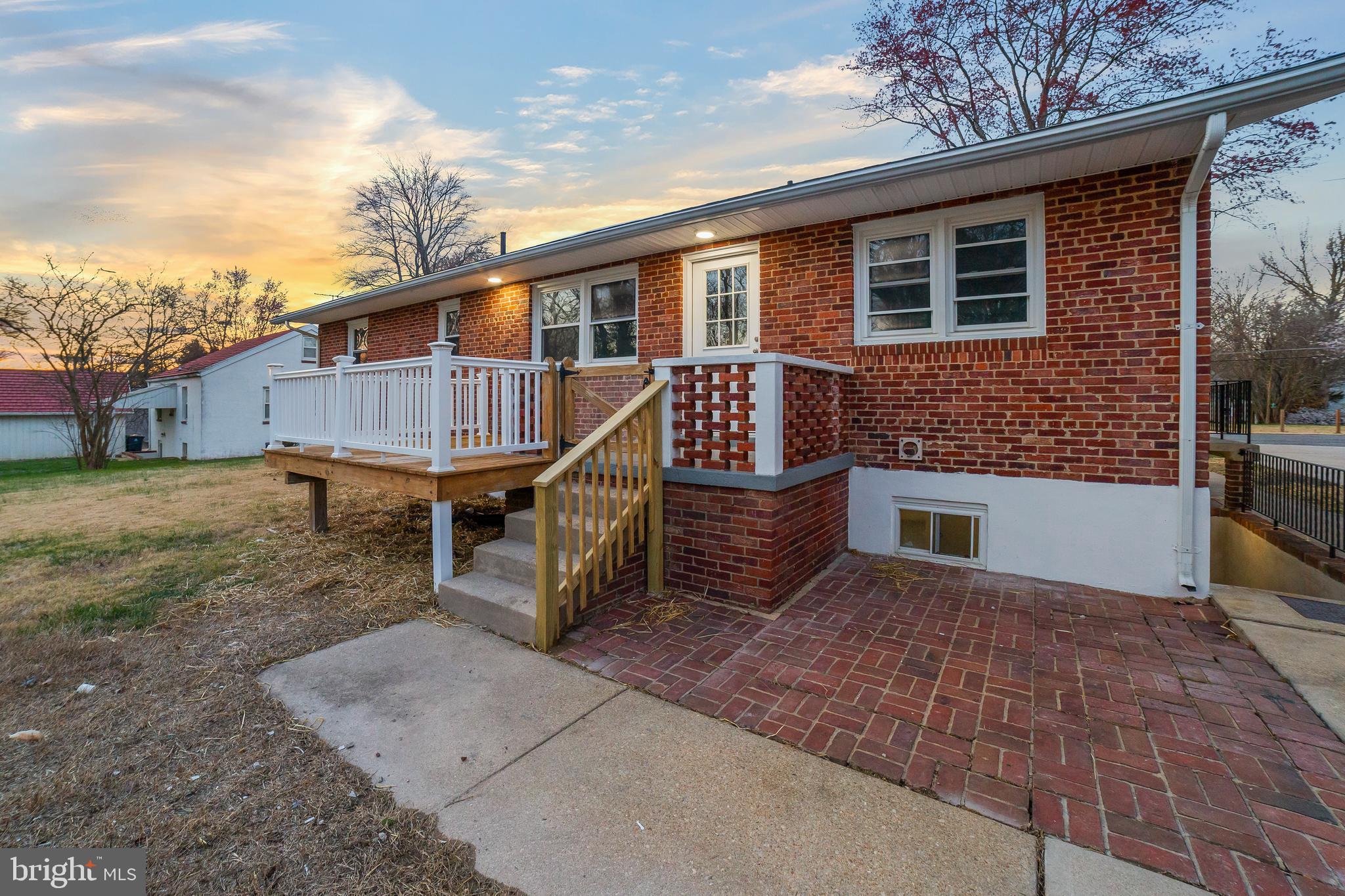 12 Notley Road Fort Washington, MD 20744 - Photo 18 of 23 Back Deck