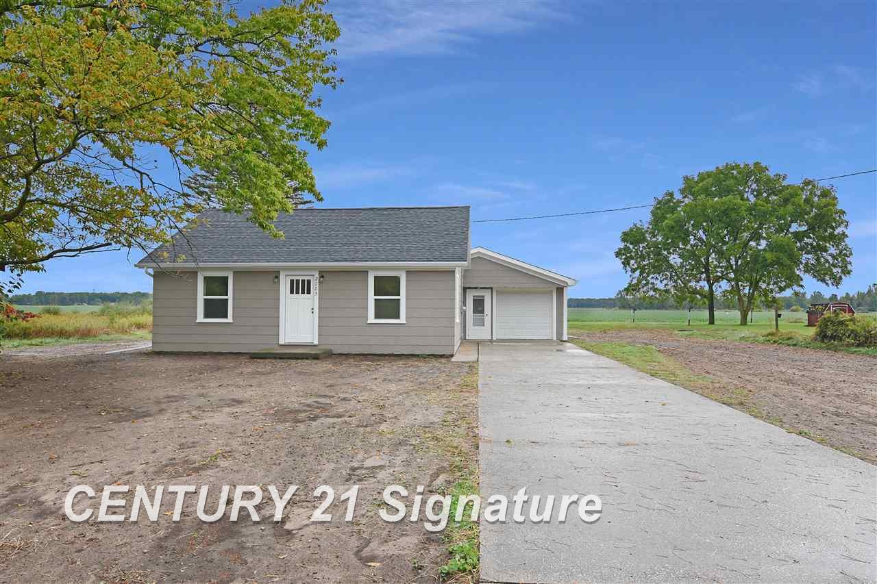 2285 South Hemlock Road Hemlock, MI 48626 - Photo 1 of 16