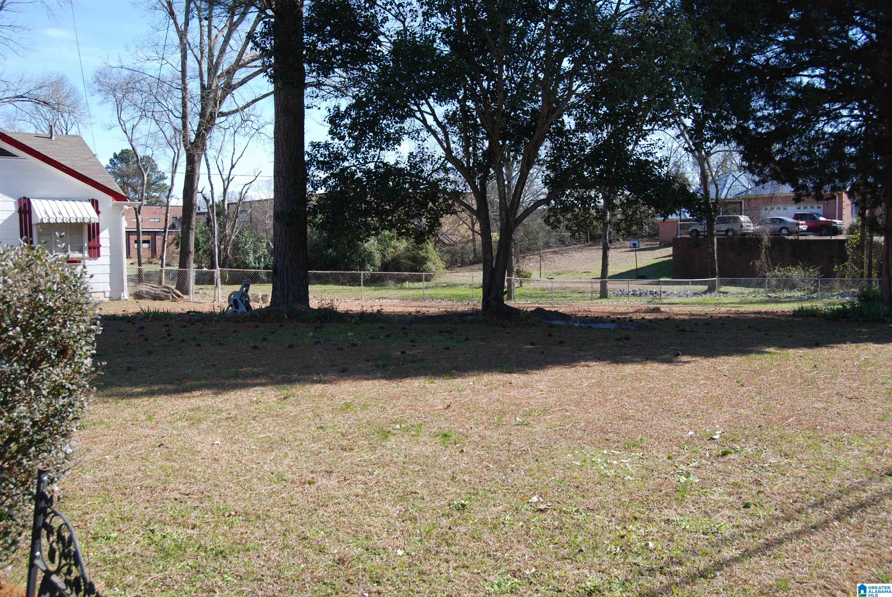 1017 Pineview Road Birmingham, AL 35228 - Photo 6 of 45