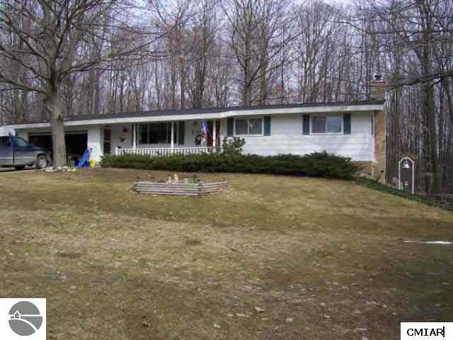 6421 South Gilmore Road Mount Pleasant, MI 48858 - Photo 7 of 7 1772126-6.JPG