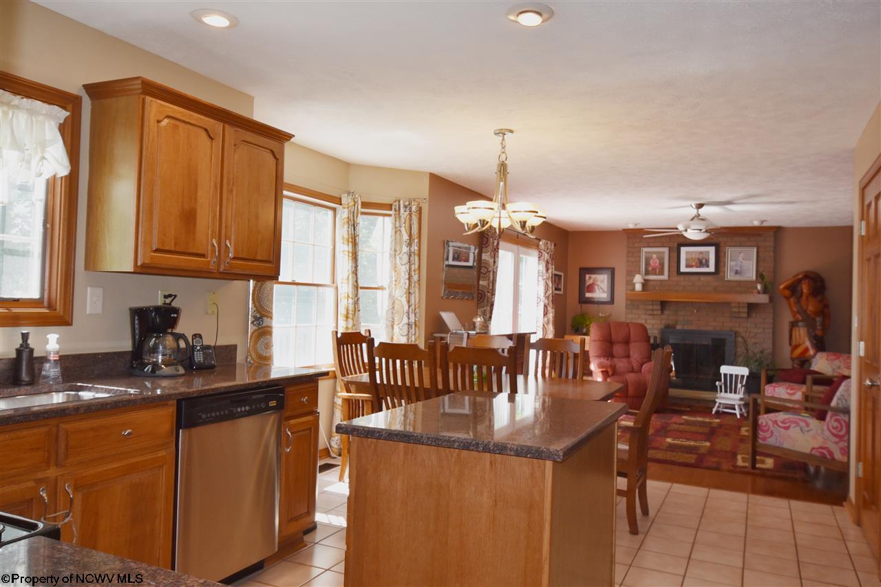 2000 Tanglewood Road Bridgeport, WV 26330 - Photo 7 of 18 Gallery Image 7