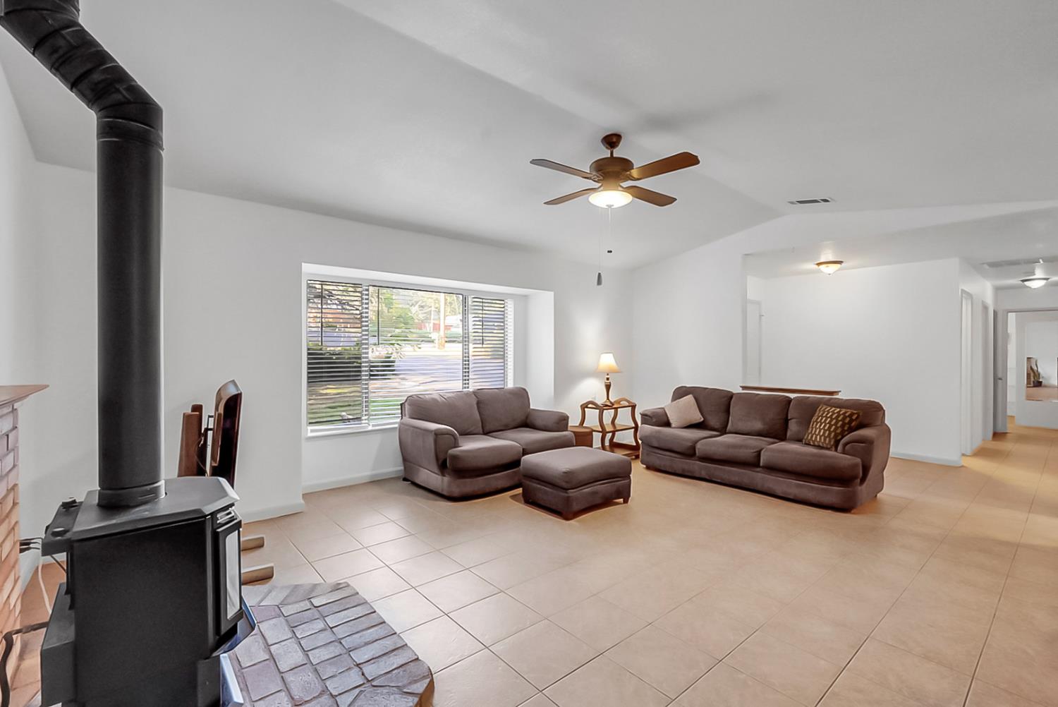 21014 Ferretti Road Groveland, CA 95321 - Photo 7 of 42