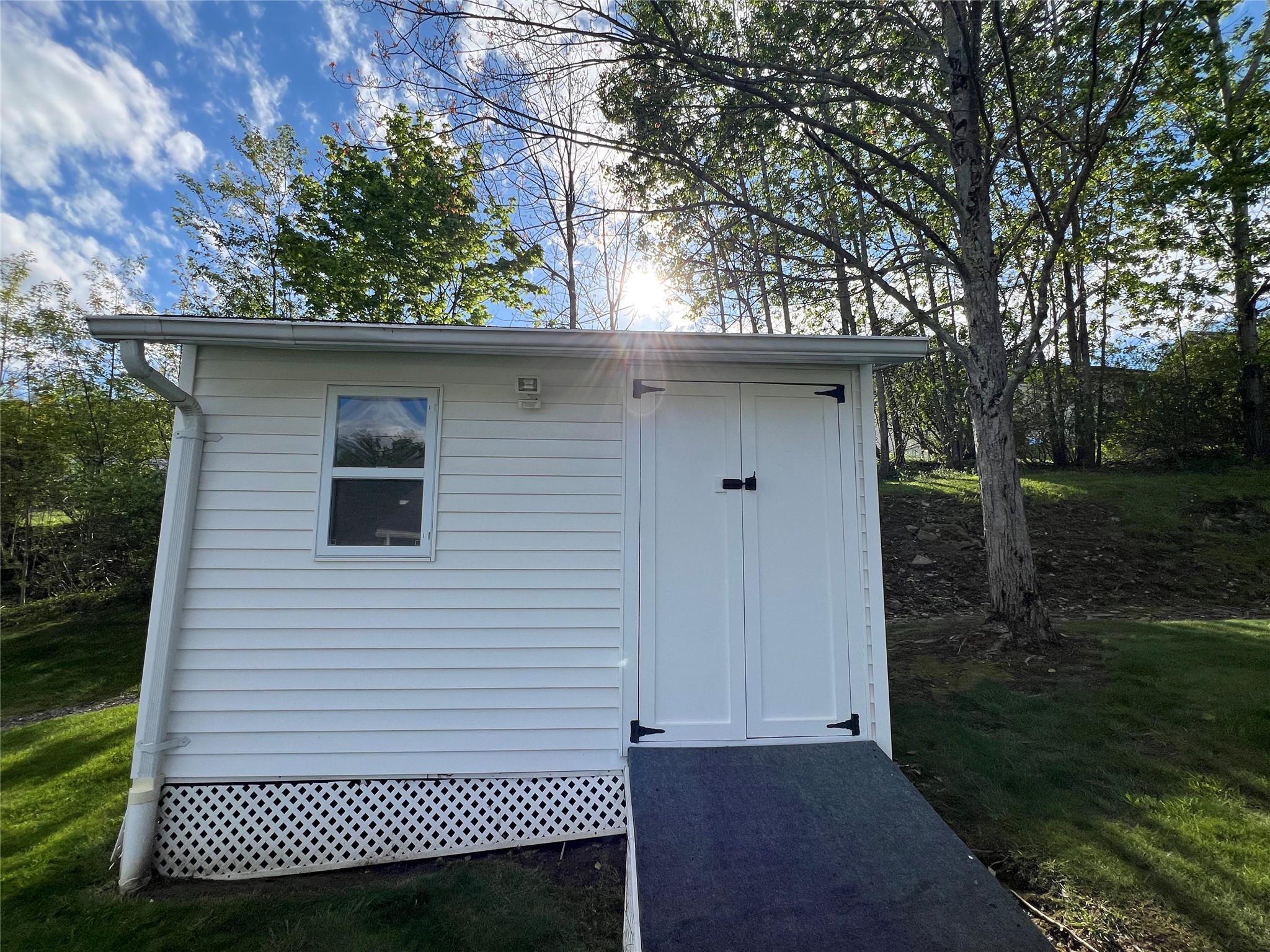 1115 Frost Road Endicott, NY 13760 - Photo 49 of 50