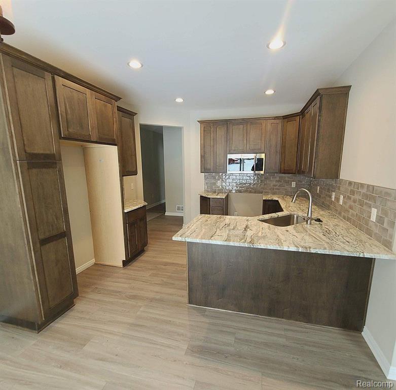 9987 Quarry Ridge Road Clarkston, MI 48346 - Photo 26 of 60