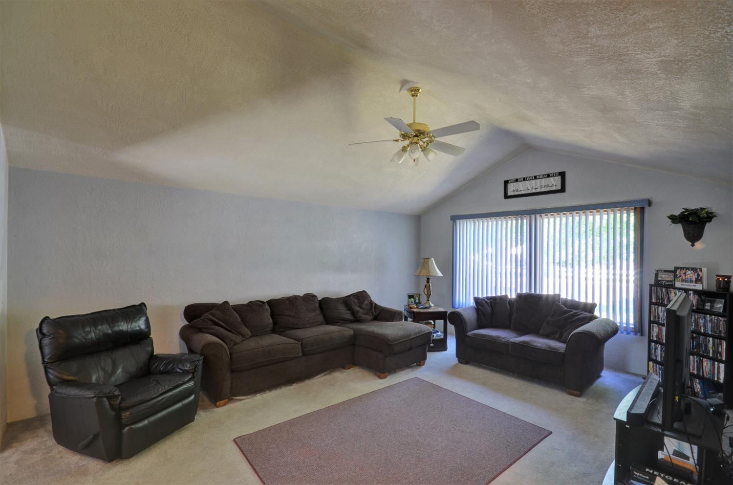 886 Isaac Way Central Point, OR 97502 - Photo 8 of 24 Additional Photo