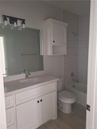 $1,200 | 1019 North Clarence Avenue, Unit 2, Edinburg, TX 78541