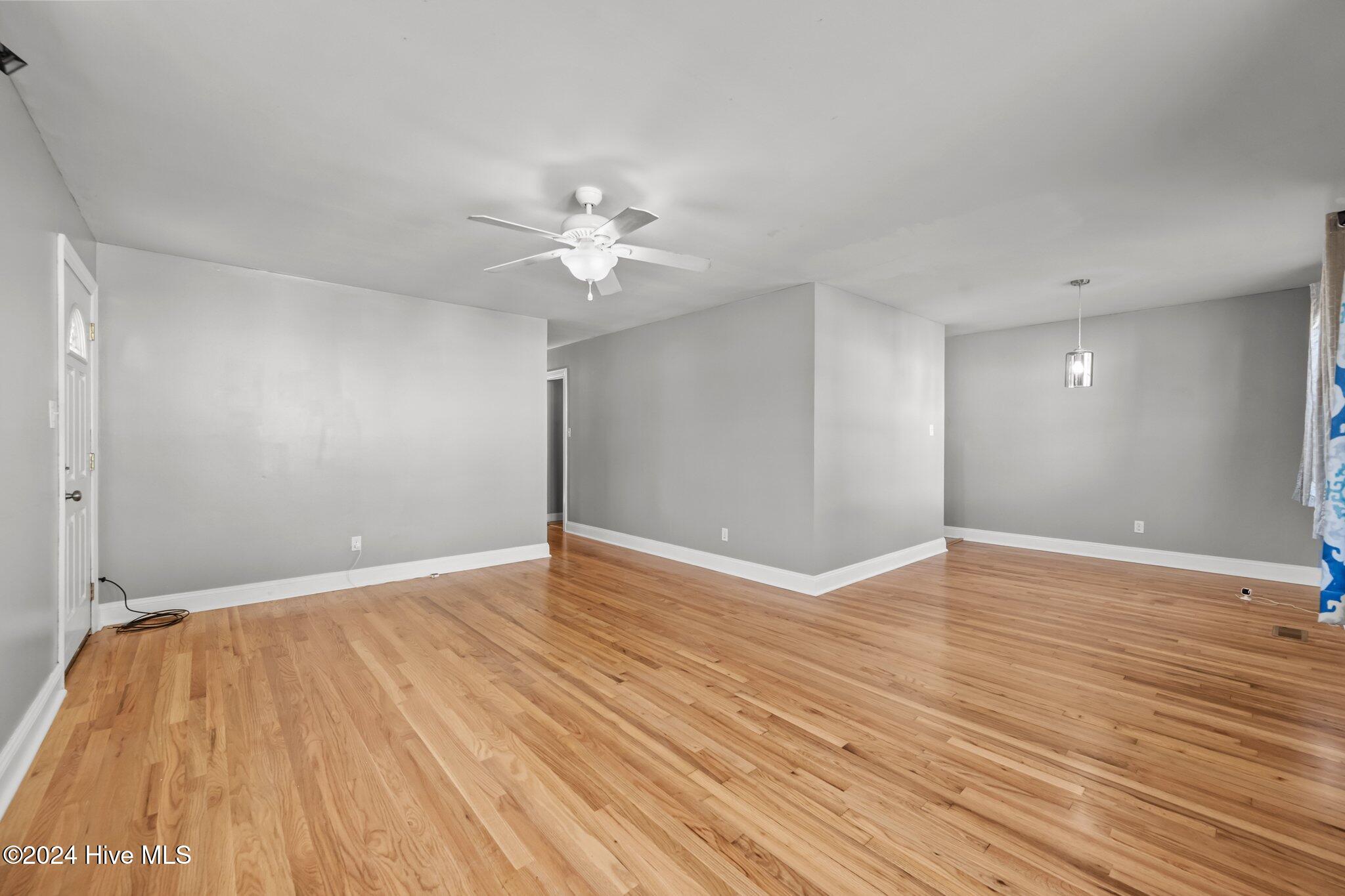 507 Cheyenne Road Jacksonville, NC 28540 - Photo 7 of 51 7-web-or-mls-_Z723924