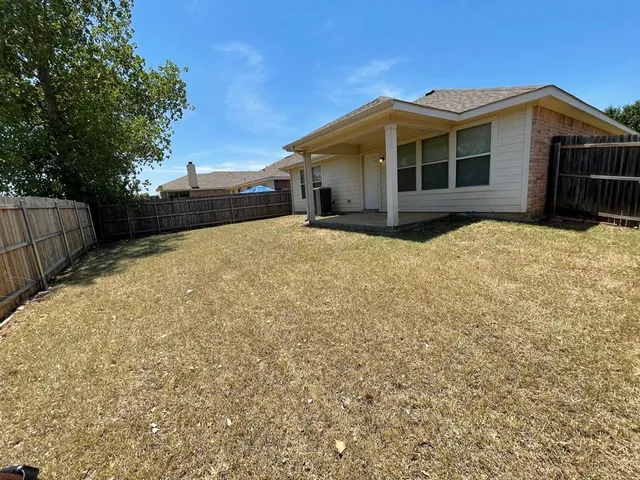 $2,000 | 8513 Autumn Creek Trail, Fort Worth, TX 76134