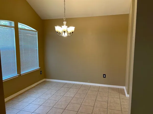 $2,000 | 8513 Autumn Creek Trail, Fort Worth, TX 76134