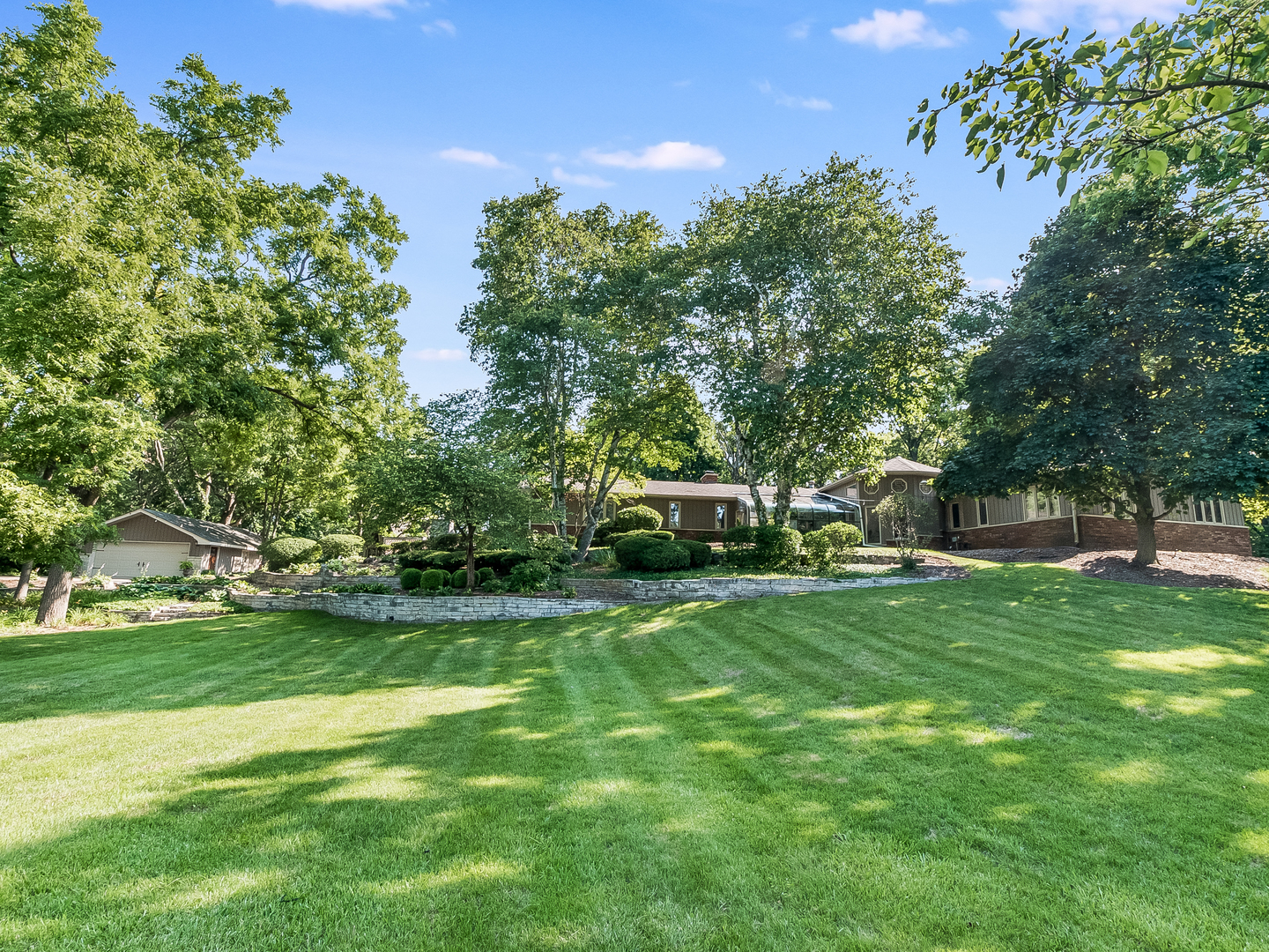 41W558 Farview Road Elburn, IL 60119 - Photo 4 of 50 a view of a park with large trees