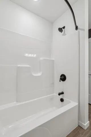 $2,700 | 10042 Diffley Court, Inver Grove Heights, MN 55077