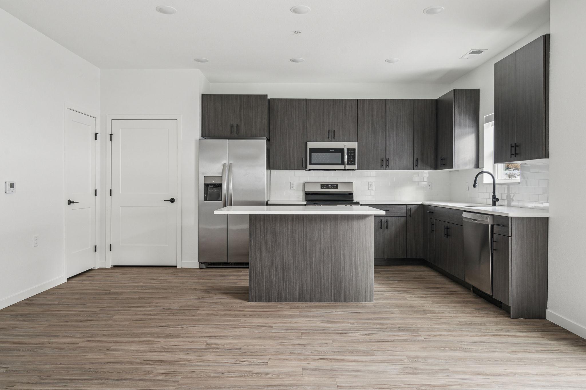 10042 Diffley Court Inver Grove Heights, MN 55077 - Photo 5 of 22