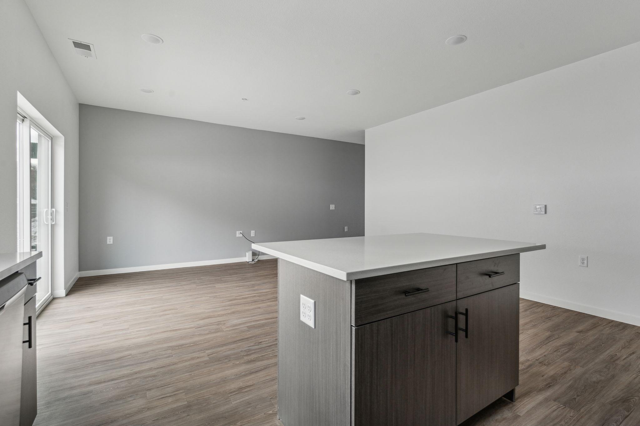 10042 Diffley Court Inver Grove Heights, MN 55077 - Photo 8 of 22