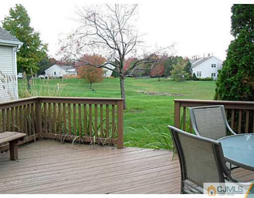21 Winthrop Road Monroe Township, NJ 08831 - Photo 8 of 17 Gallery Image 8