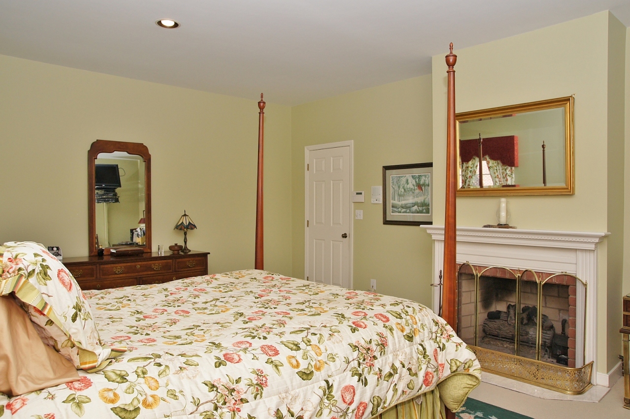 5360 Silver Fox Road Roanoke, VA 24018 - Photo 11 of 28 INTERIOR