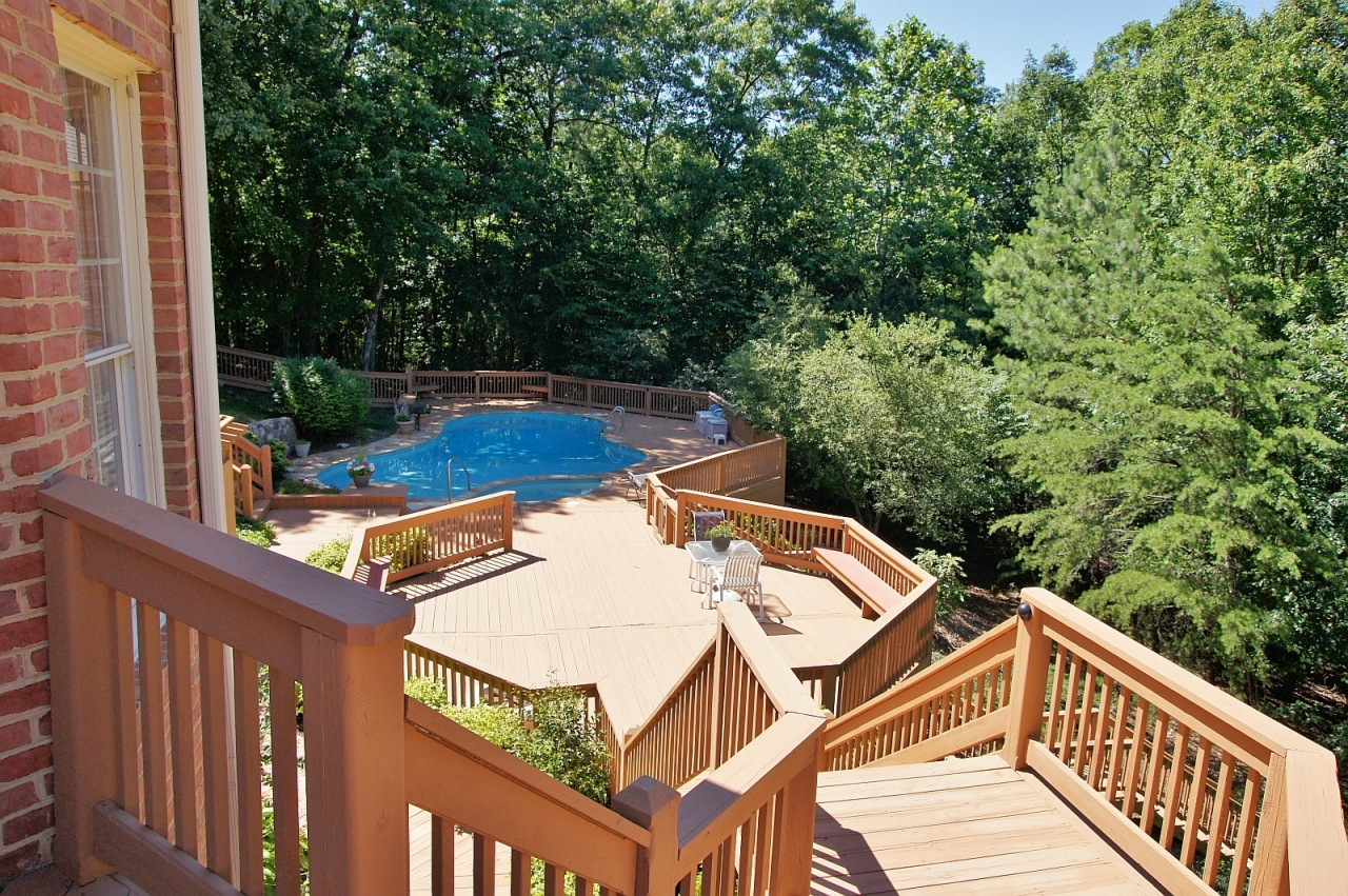 5360 Silver Fox Road Roanoke, VA 24018 - Photo 22 of 28 EXTERIOR