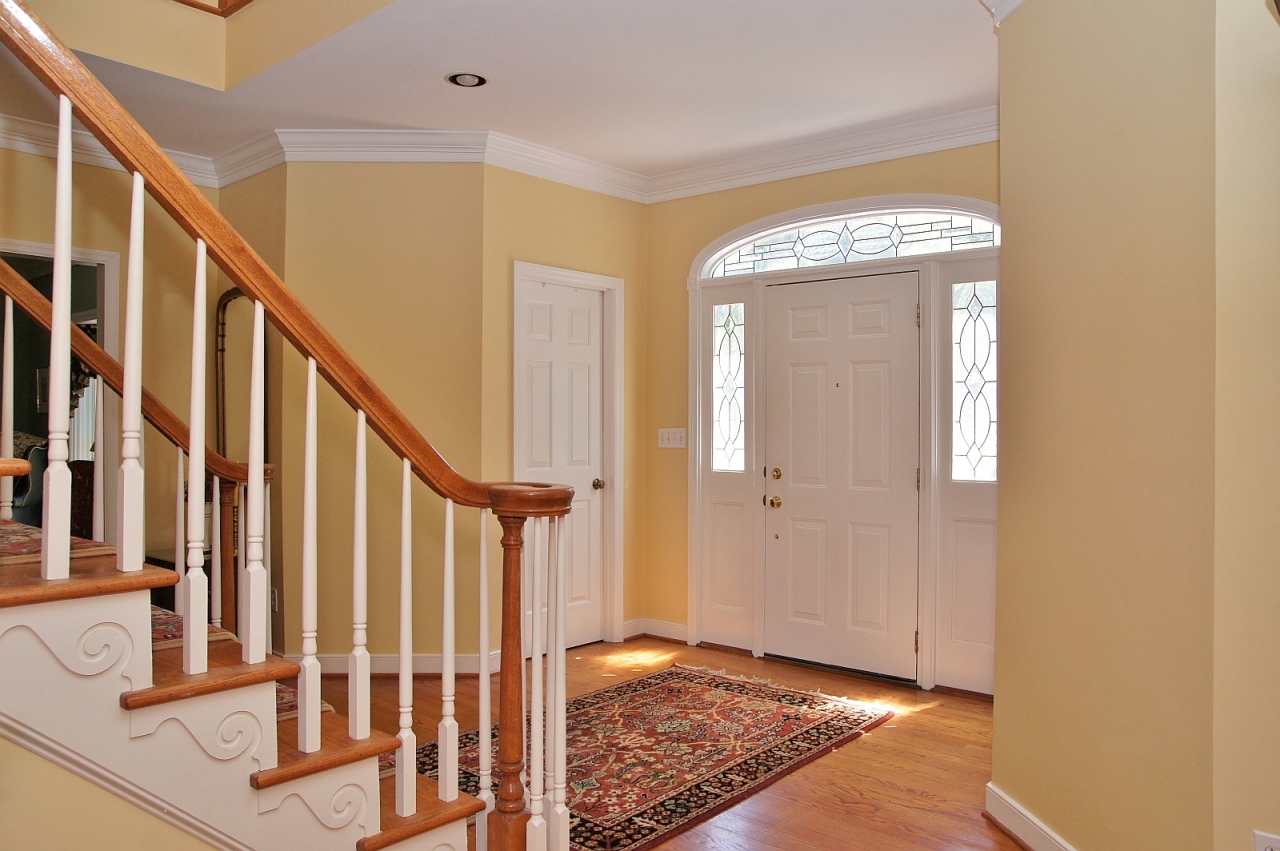 5360 Silver Fox Road Roanoke, VA 24018 - Photo 2 of 28 INTERIOR
