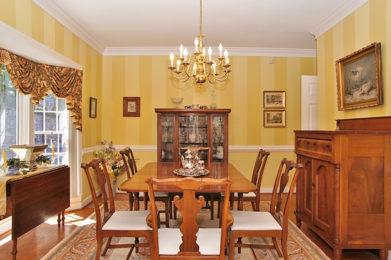 5360 Silver Fox Road Roanoke, VA 24018 - Photo 4 of 28 INTERIOR